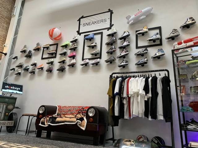 SHOEBUYA – The Premier Resell Store in Brescia, Italy